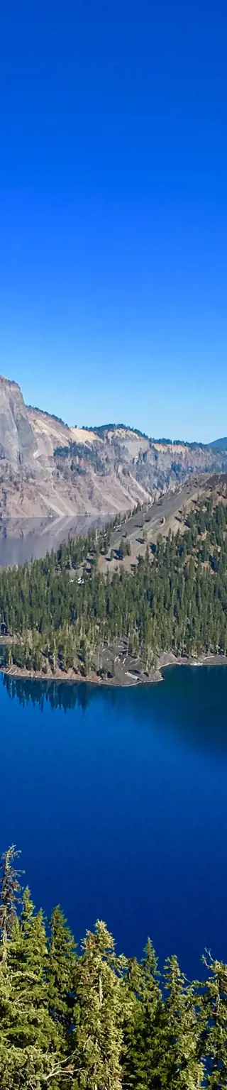 Bestaune das Wunder der Natur am Crater Lake Nationalpark